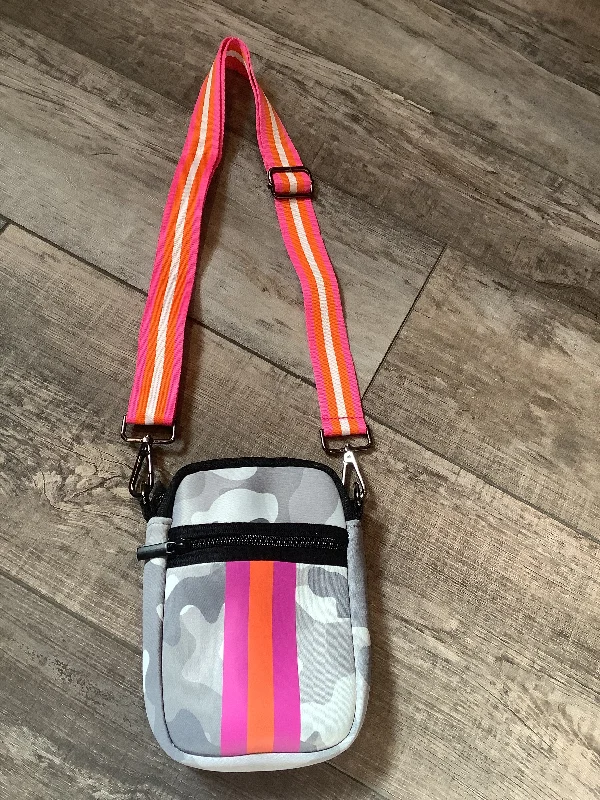 GREY CAMO WITH LAVENDER & ORANGE MULTI ZIPPER NEOPRENE PHONE HOLDER