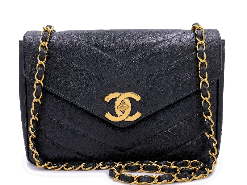 Chanel Vintage Black Caviar Chevron Jumbo Flap Crossbody Bag 24k GHW