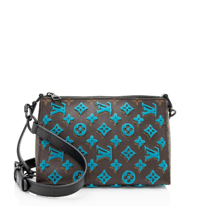 Louis Vuitton Tuffetage Monogram Canvas Triangle Messenger (SHF-jwGxvx)